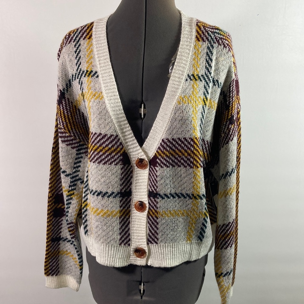 Almost Famous Plaid Crop Button Long Sleeve Sweater Size L New With Tag